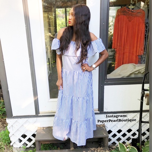 Ophelia Off-Shoulder Maxi Dress! - Picture 2 of 3